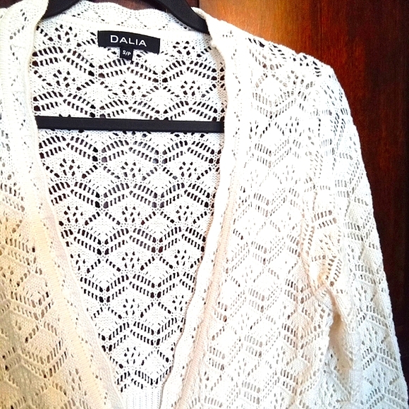 Dalia One Button Tie Waist Crochet Cardigan - Picture 4 of 9